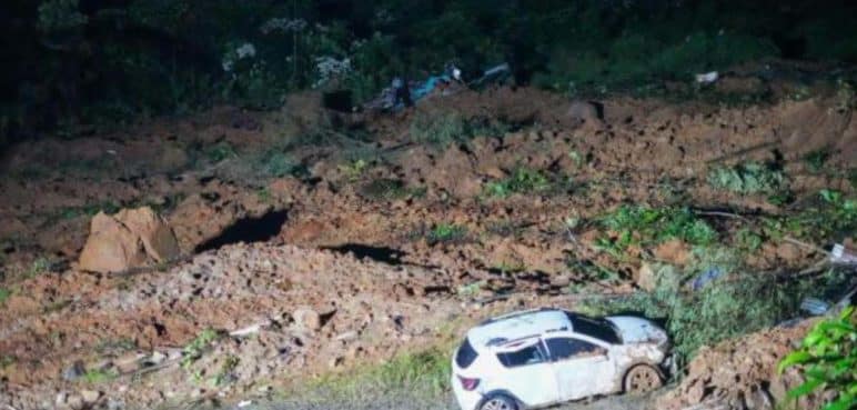 Tragedia en la vía Quibdó-Medellín deja 23 muertos y 35 heridos