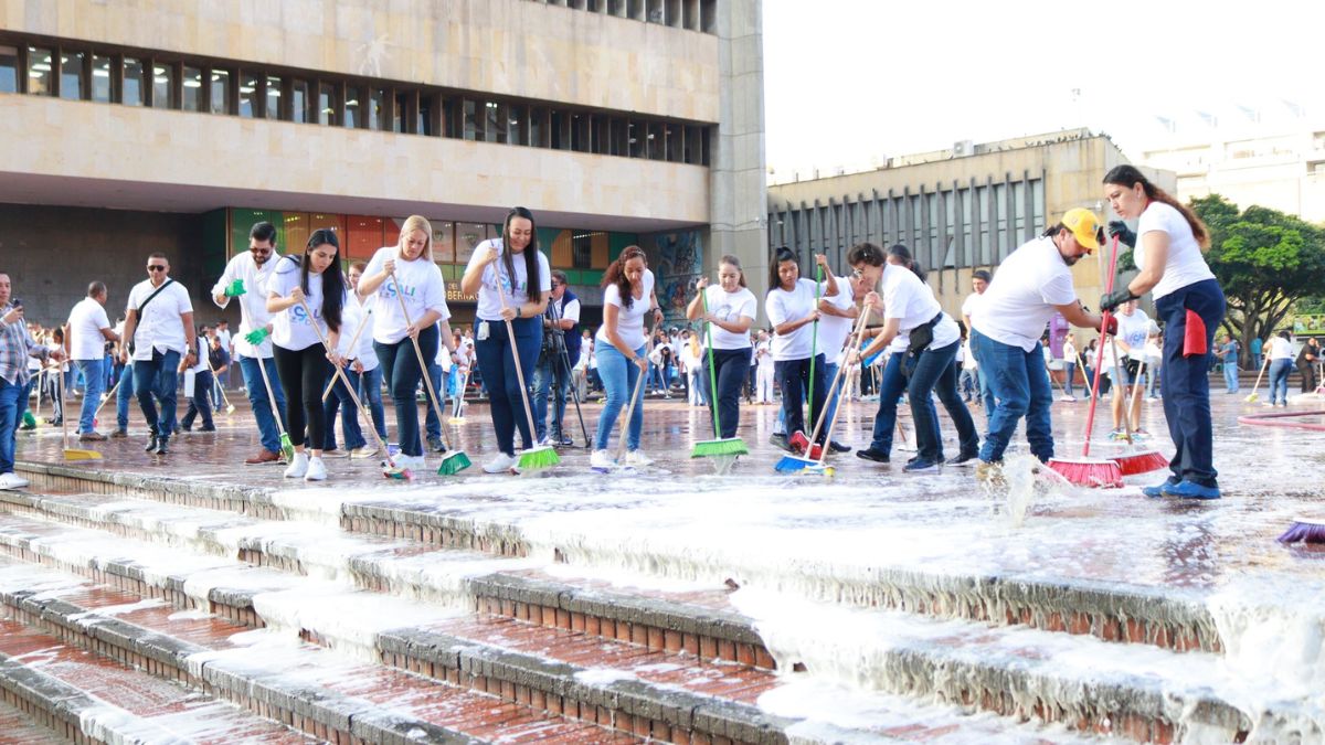 "Se nota el cambio": Así fue la jornada de la campaña 'Volvamos a Mi Cali Bella'