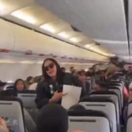 ¿Falta de empatía? Mujer retrasó un vuelo porque no se aguantó el llanto de un bebé