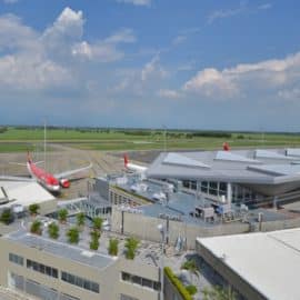 Preocupación por nueva administración del aeropuerto 'Alfonso Bonilla Aragón': Piden prórroga