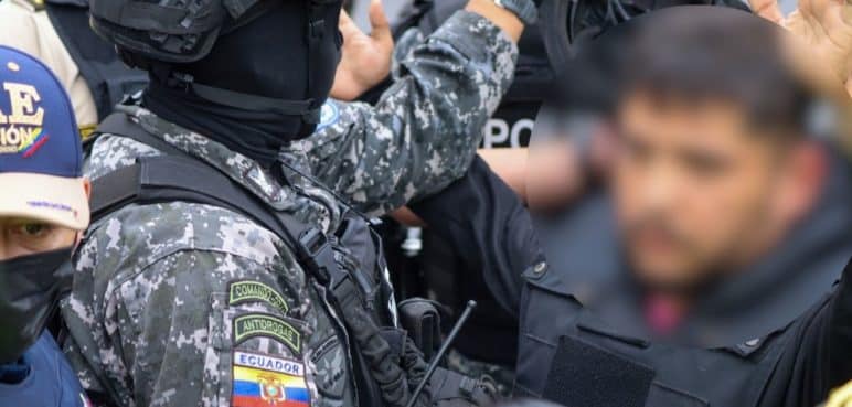 Ecuador entrega a Colombia un supuesto líder del cartel del Norte del Valle
