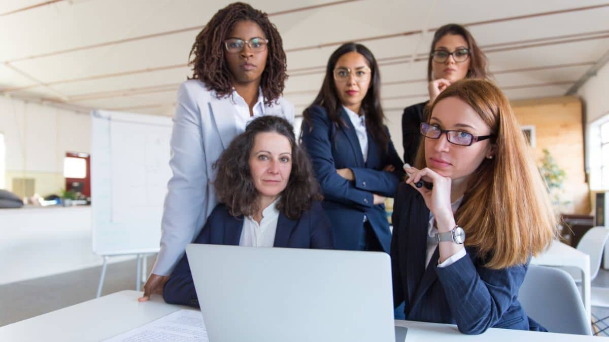 Pensión para mujeres en Colombia: Experto aclara reducción de semanas