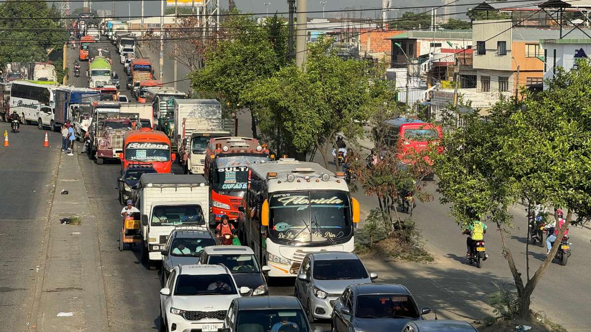 "Esperamos entregar la calzada norte": Gobernadora sobre Puente de Juanchito