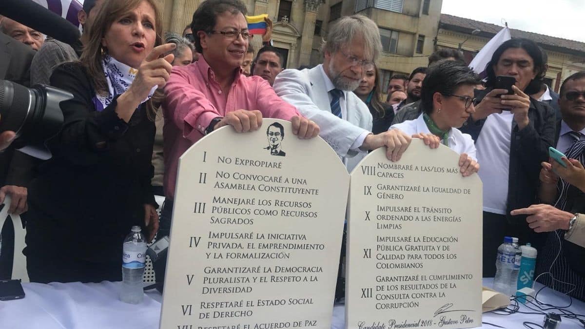 Petro se había comprometido a no convocar a una Asamblea Constituyente