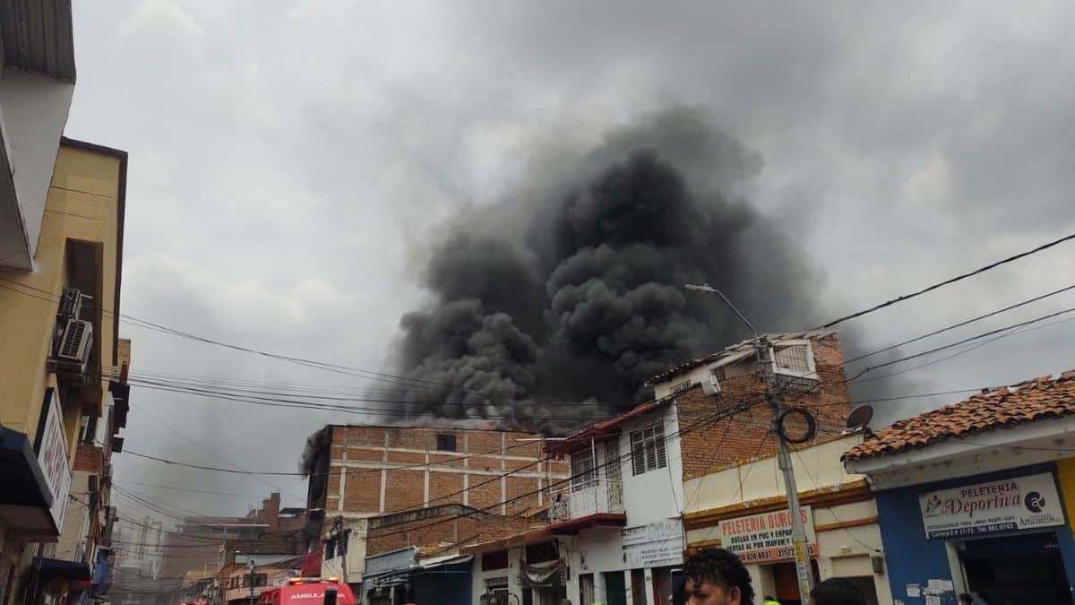 ¿Qué hacer si en su casa se presenta un incendio por fallas eléctricas?