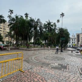Atención: Alcaldía retira las vallas de la Plaza de Cayzedo en Cali