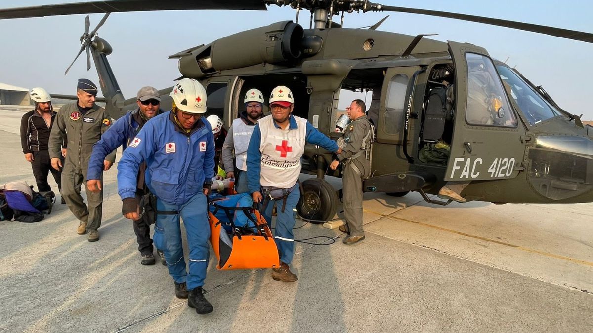 Confirman el rescate de los parapentistas atrapados en la Sierra Nevada