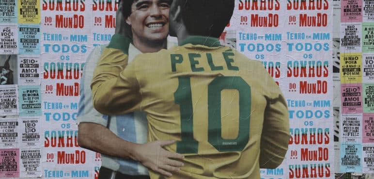 Maradona cumplió su sueño de conocer a Pelé hace 45 años