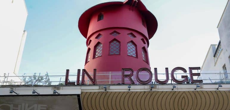 Tras 135 años de historia, el Moulin Rouge amanece sin aspas ¿qué sucedió?