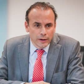 Aprobación de alcalde Alejandro Eder se encuentra en un 49%, según Invamer