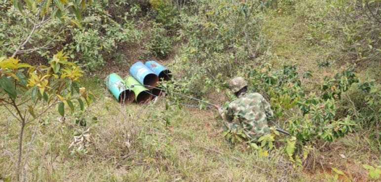 Destruyen depósito ilegal con cilindros en zona rural de Jamundí