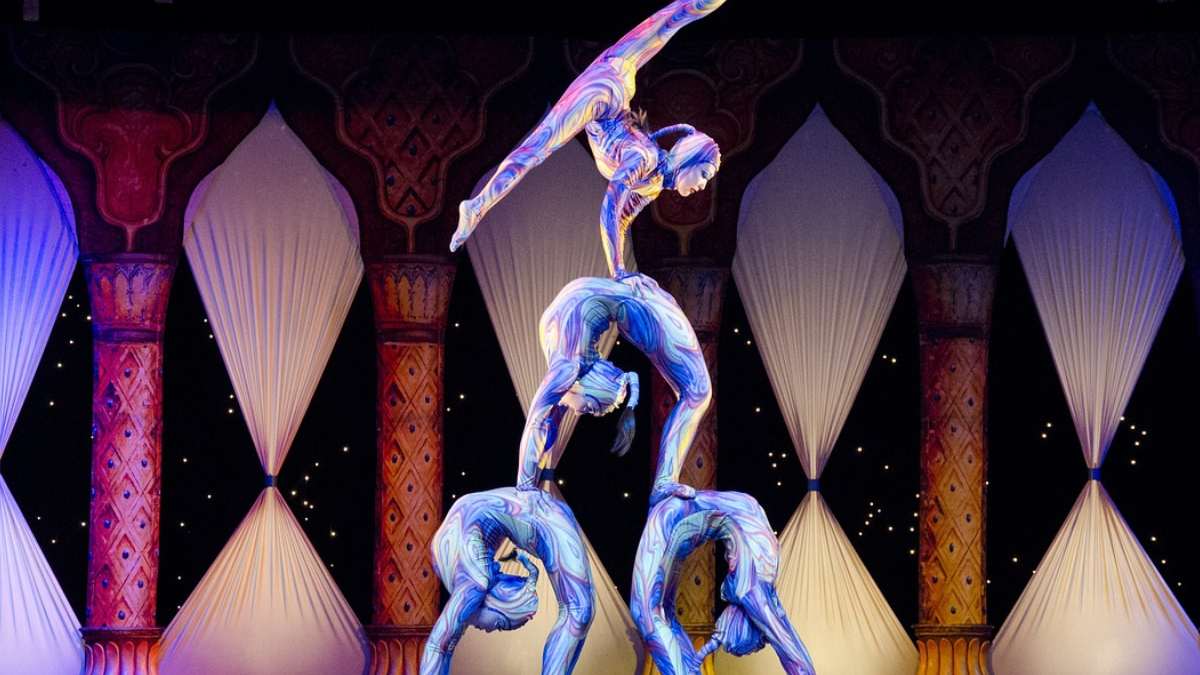 Día Mundial del Circo; espectáculos con acrobacias, risas y aplausos