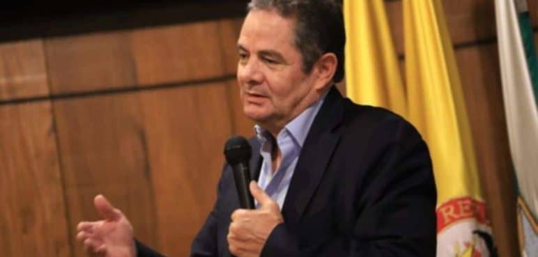 Nueva reforma a la salud “revive los fracasos del pasado”: Germán Vargas Lleras