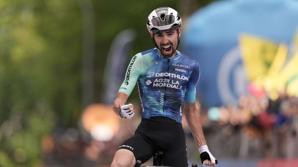 Giro de Italia: Se retiró un favorito y beneficia a los colombianos