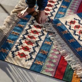 Así puede limpiar las alfombras en seco (proceso fácil y rápido)