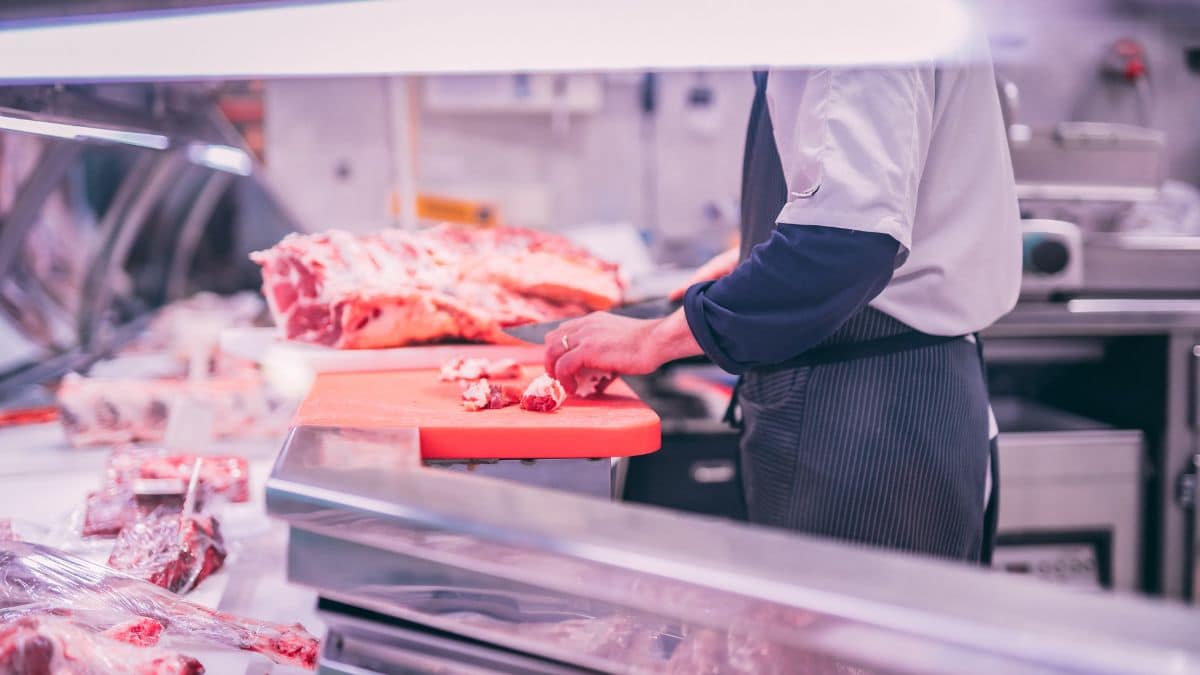 La carne y otros productos ya no se deberían pedir en “libras”: Esta es la razón