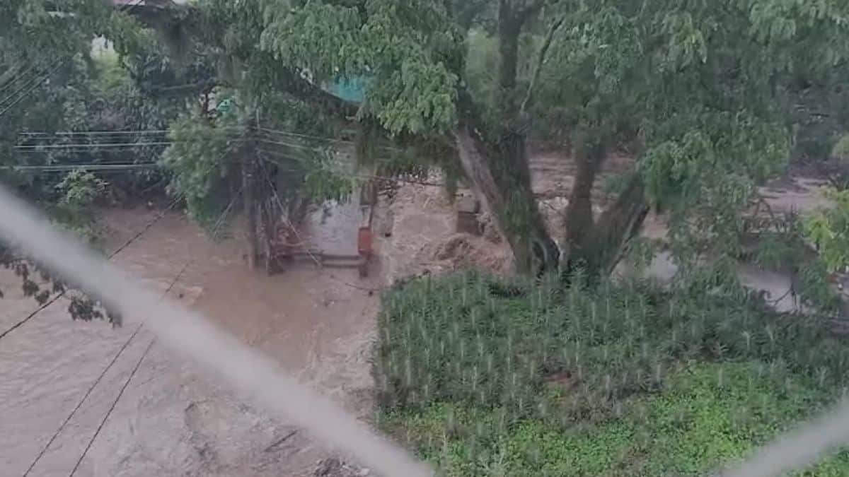 Barrio La Campiña es nuevamente afectado por fuertes lluvias en Cali