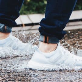 Estos 'tips' sirven para secar los zapatos mojados luego de un día lluvioso