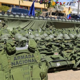 Entregan dotación de protección a la Armada Nacional en Buenaventura