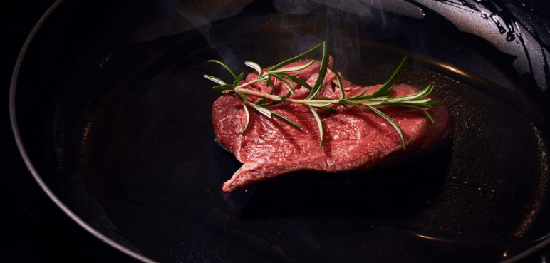 Secretos de la cocina: Guía para curar una sartén de hierro fundido
