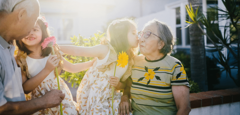 Celebrando el amor infinito de nuestros abuelos: Dedícales estas frases en su día