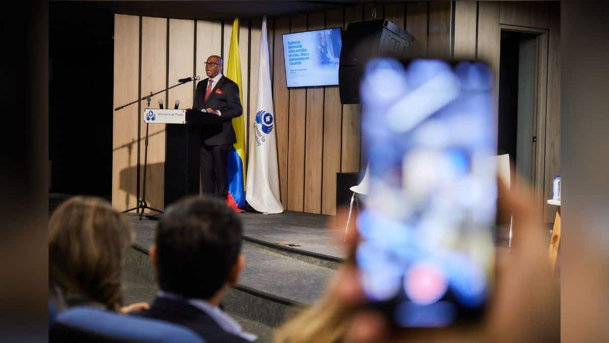 Alerta por tasa de intento de suicidio en niños y jóvenes: Conozca las líneas de atención