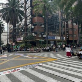 Protesta de la Minga Sin Techo por la falta de programas de vivienda