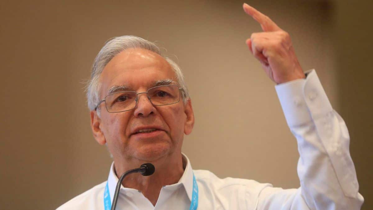 Ministro de Hacienda sobre presunto caso de corrupción: "Mi inocencia prevalecerá con pruebas"