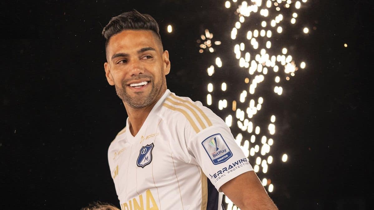 ¡Falcao puso la noche azul y blanca! Así fue su presentación en el Campín