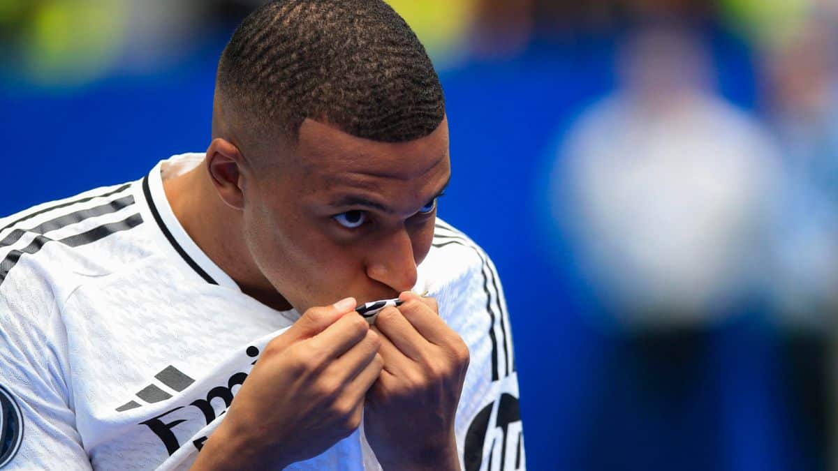 En imágenes: Así fue la espectacular presentación de Mbappé en el Real Madrid