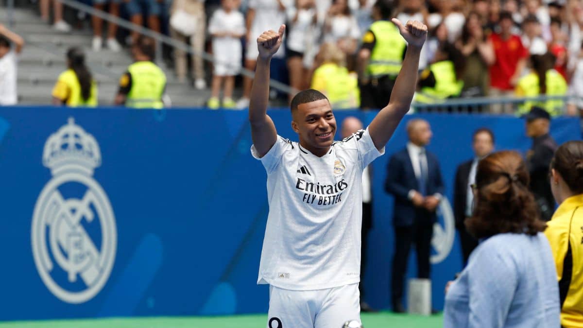 presentación Mbappé (4)