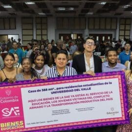 La SAE hizo entrega de predios a diversas organizaciones sociales