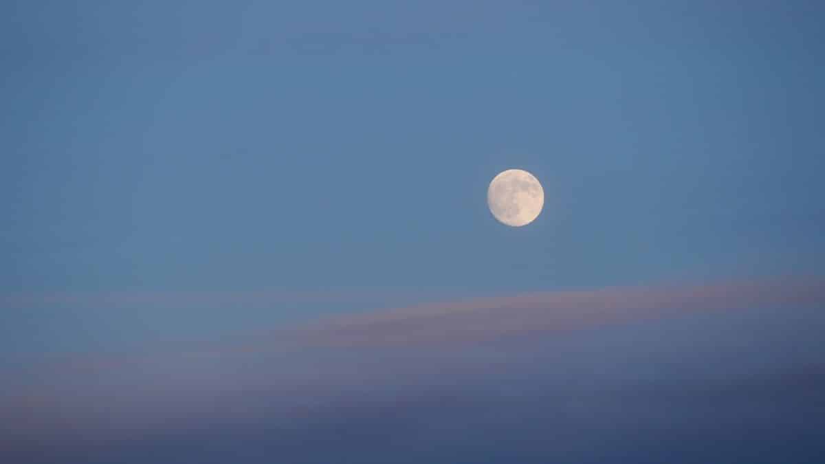 ¿Qué es una Luna Azul? Desmitificando este fenómeno astronómico