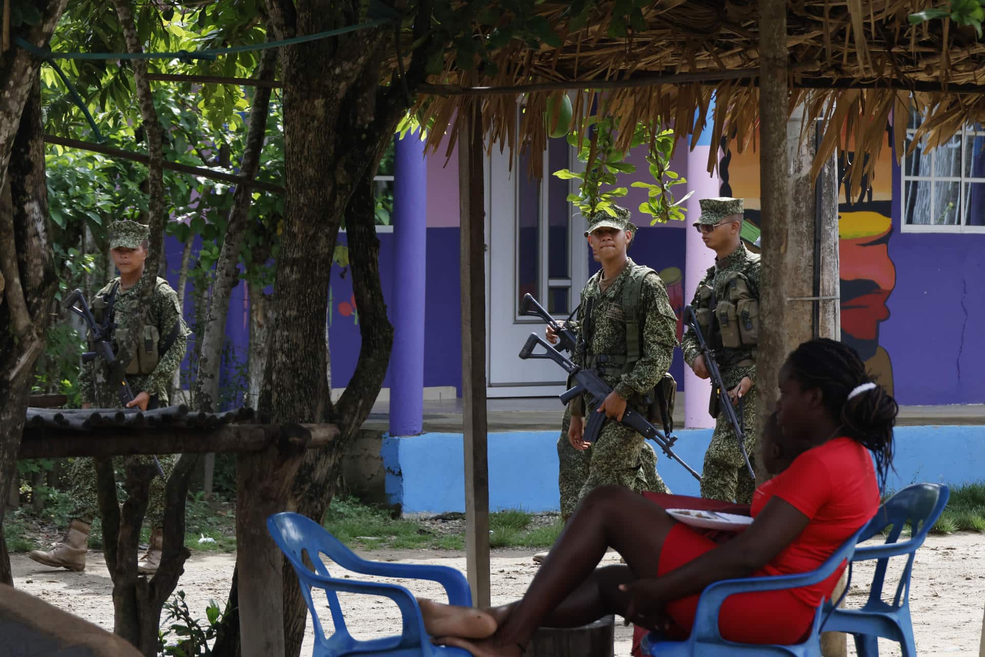 Gobierno anuncia el servicio social como alternativa al servicio militar