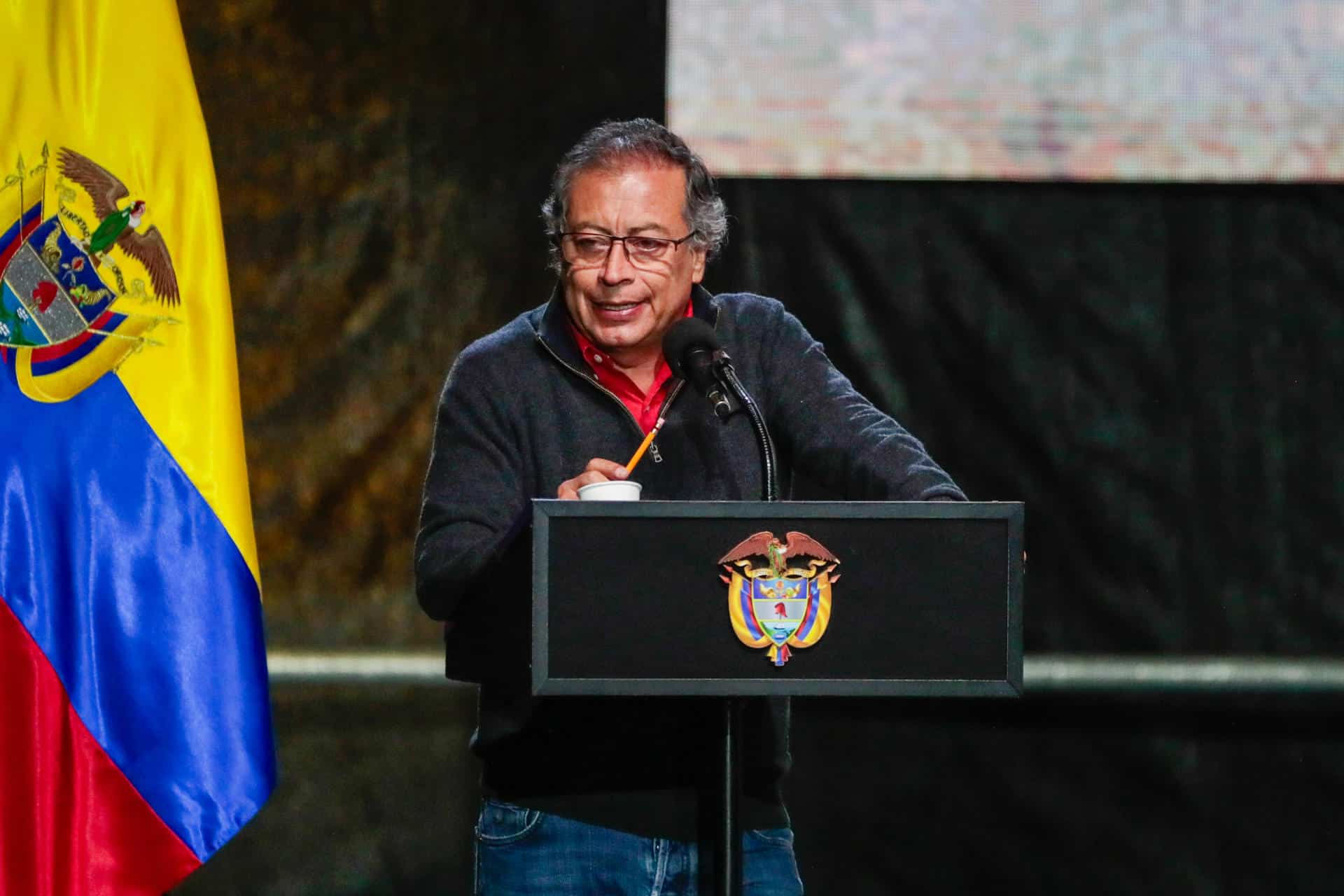 Presidente Petro propone hacer un cambio en el escudo de Colombia: Esta sería la razón