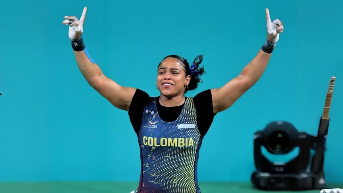 ¡Con presencia digna! Así fue como Flor Denis Ruíz tuvo diploma en París 2024