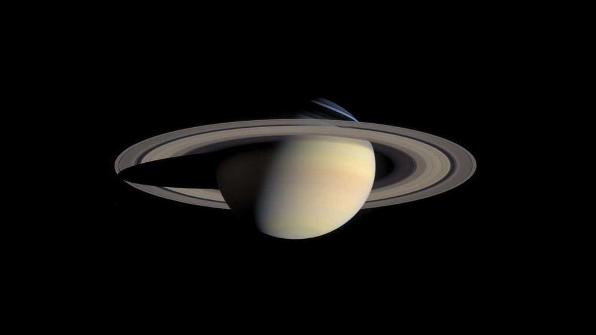 saturno