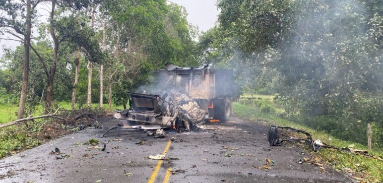 Atentado terrorista del ELN en Arauca: rector de colegio aledaño relató los minutos de angustia