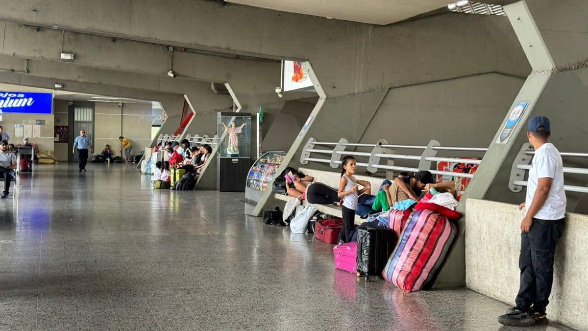 Terminal de Transporte de Cali: pasajeros varados por paro camionero, conozca el panorama