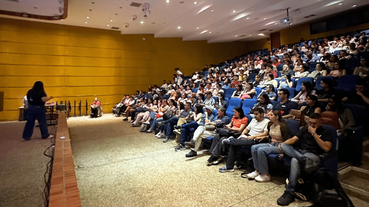 Compromiso ambiental: 98 Autónomos se unen como voluntarios bilingües rumbo a la COP16