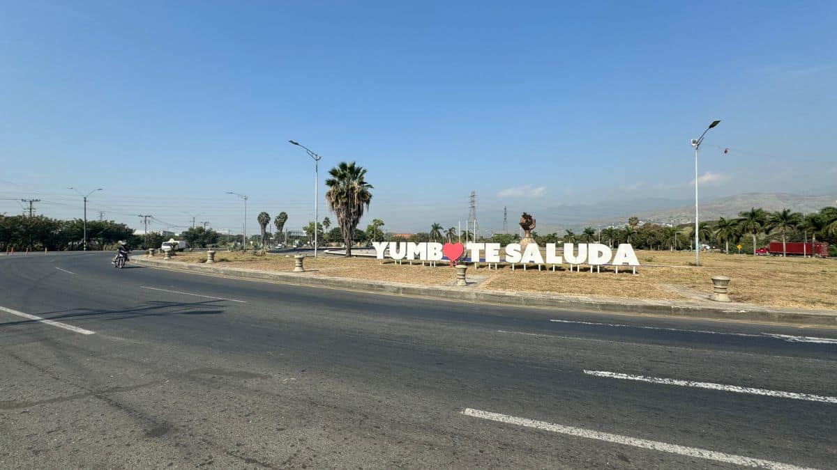 Panorama en la Galería Santa Elena tras paro camionero en Cali