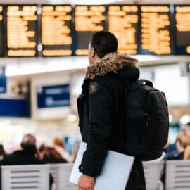 Tus derechos como pasajero aéreo: ¿Qué hacer ante cancelaciones y retrasos en vuelos?