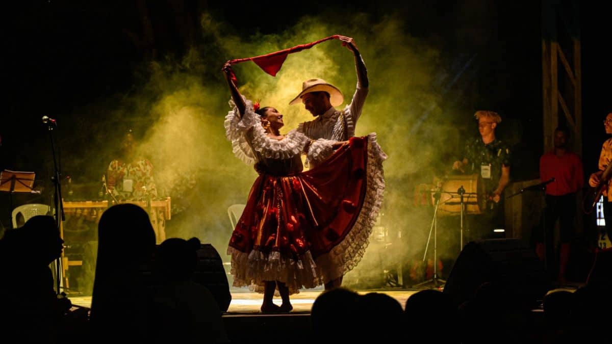 Andalucía se llena de cultura y tradición con el Festival Internacional de Bailes Tradicionales