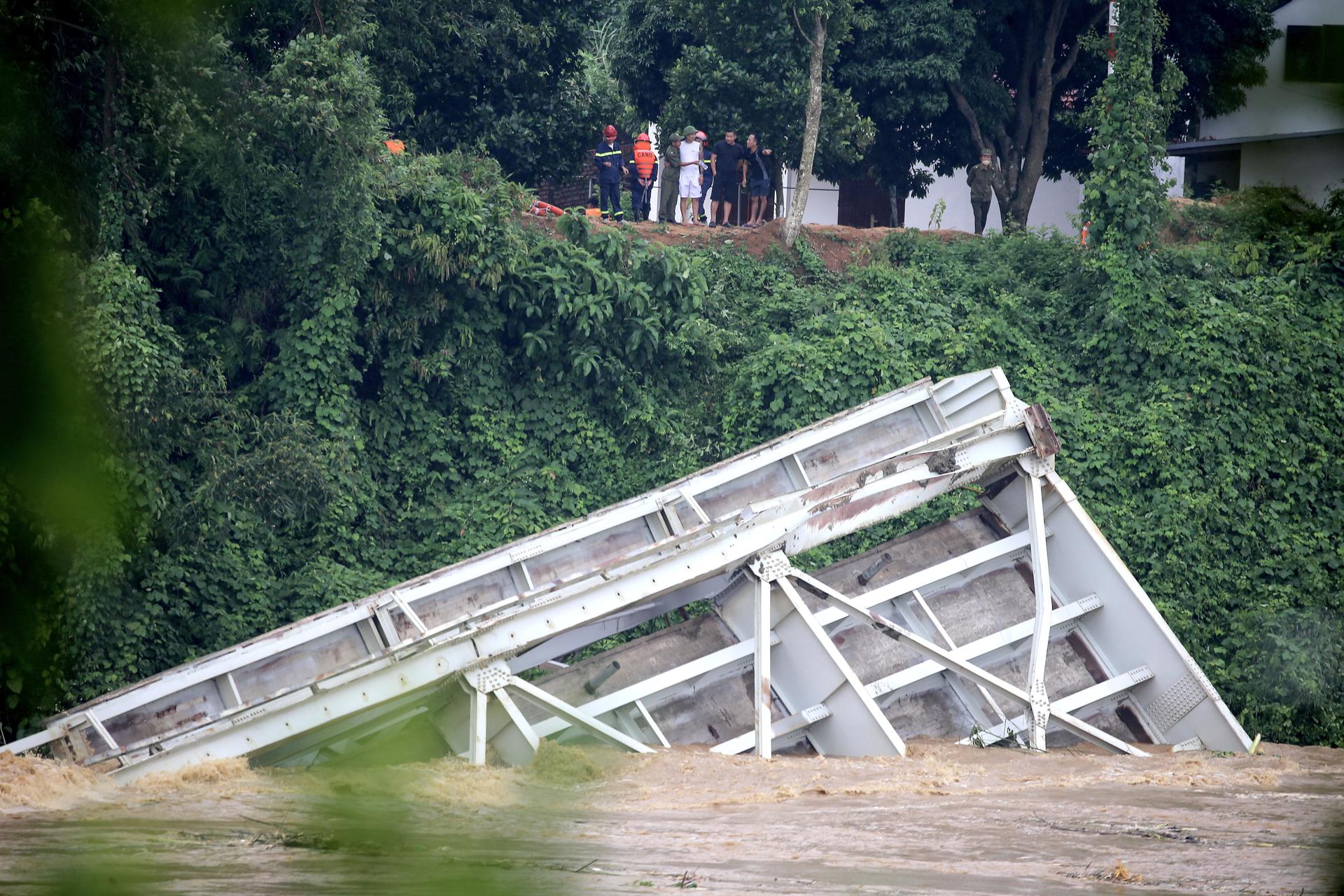 Más de 100 personas fallecidas deja el paso del tifón Yagi en Vietnam