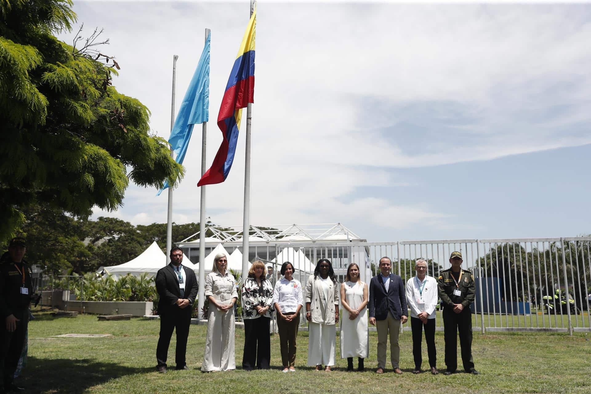 La ONU iza su bandera en la Zona Azul de la COP16 de Cali y la declara área internacional