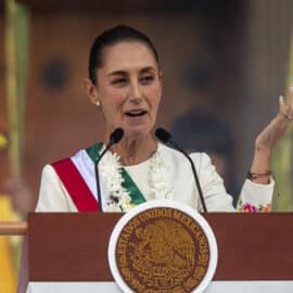 Sheinbaum hace historia como primera presidenta y promete continuidad en México