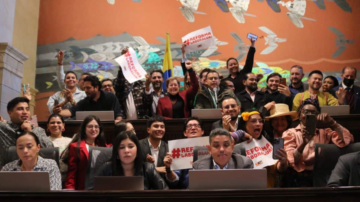 Aprueban el proyecto de reforma laboral en la plenaria de la Cámara de Representantes