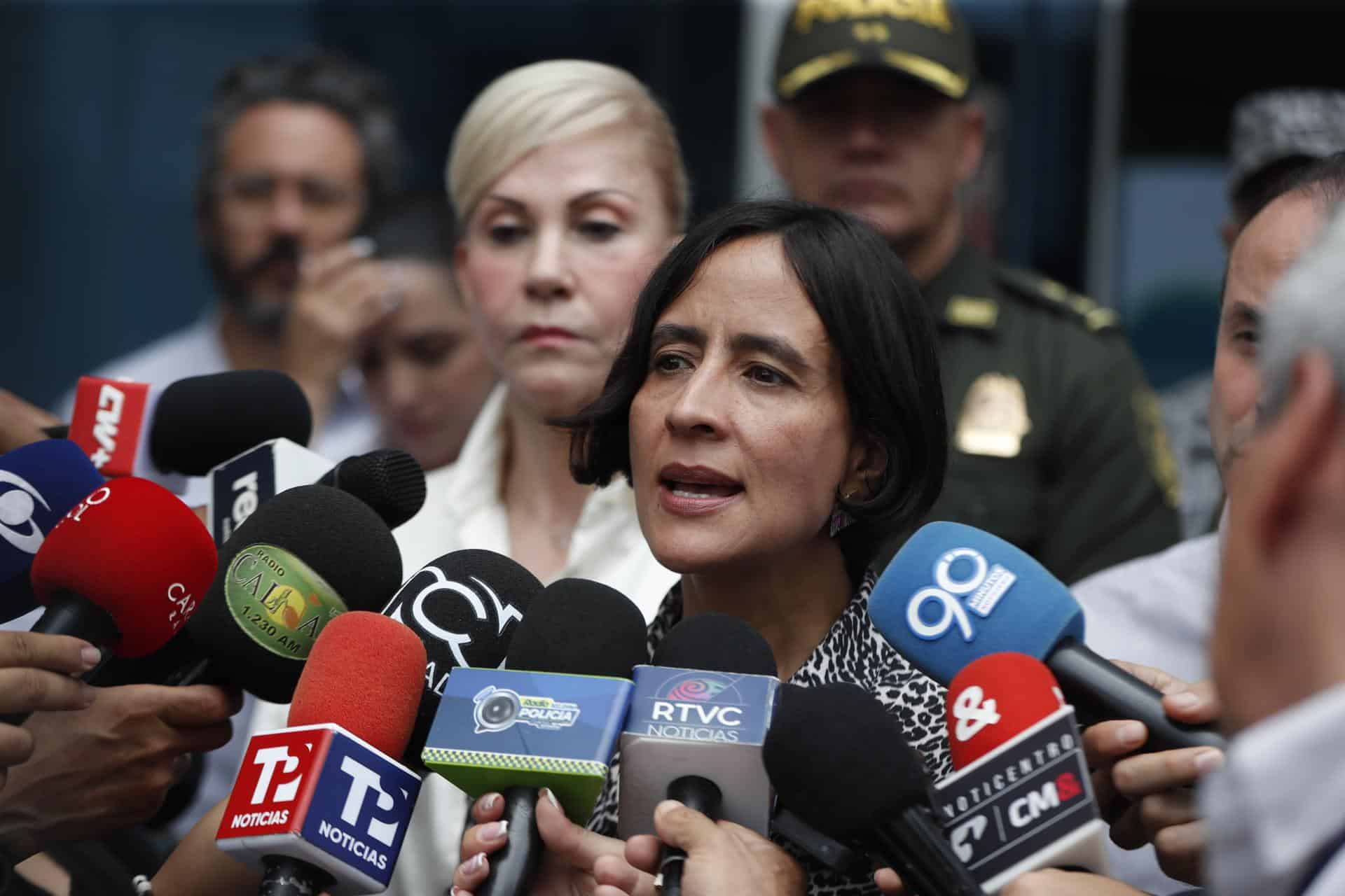 Colombia no reconoce resultados en Venezuela hasta que se disipen dudas: Canciller Murillo