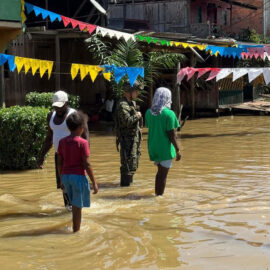Inundaciones en Colombia: expertos alertan grave situación de comunidades afectadas