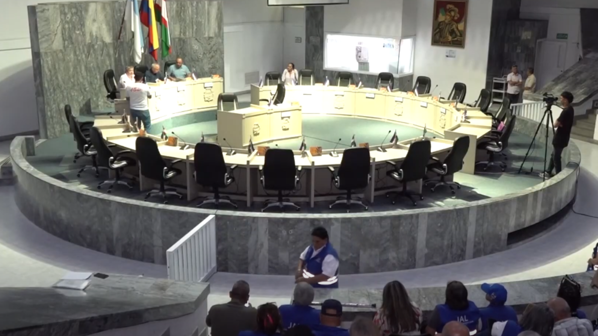 Audiencia pública en Cali aborda desafíos de juntas locales y comunales